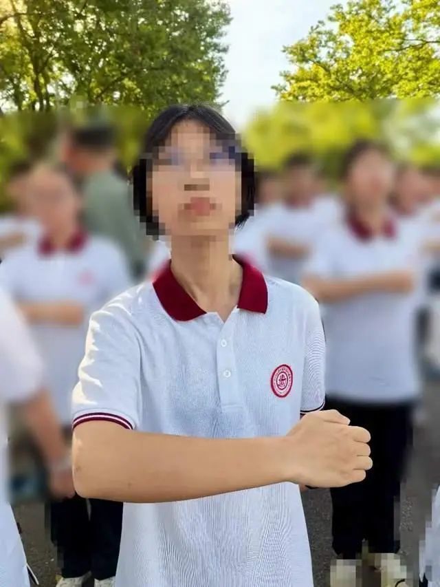 上海15岁女生军训时死亡背后 高温下的悲剧