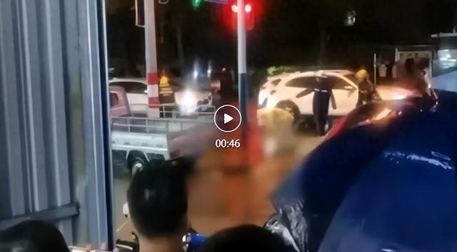 厦门暴雨致积水一男子触电身亡