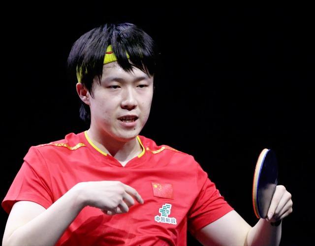 王楚钦太稳了！1-6落后上演大逆转 逆风翻盘显实力