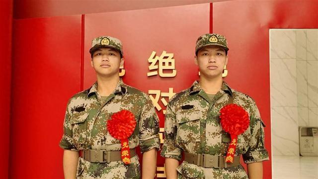 黄石双胞胎兄弟二次奔赴军营