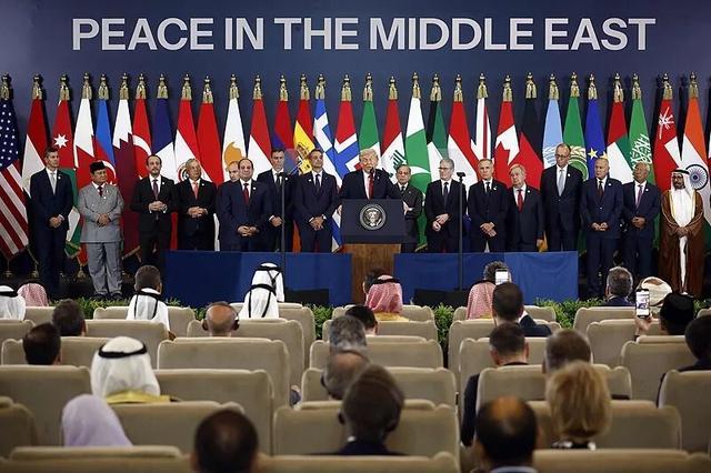 特朗普：美帮以赢得武力所能赢的一切 峰会聚焦加沙停火协议