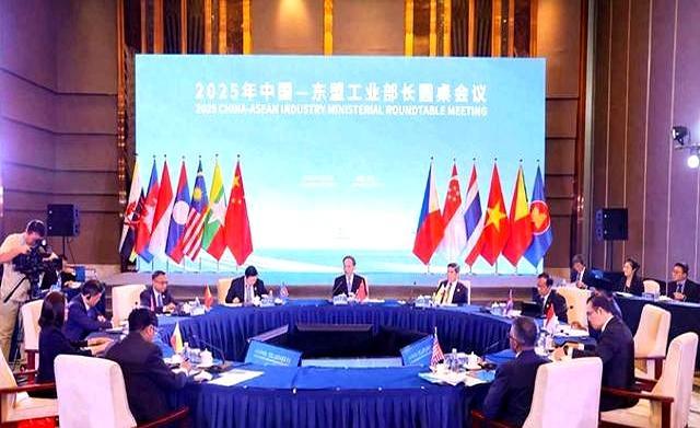 东帝汶入盟 东南亚变局谁获益 务实合作见真章