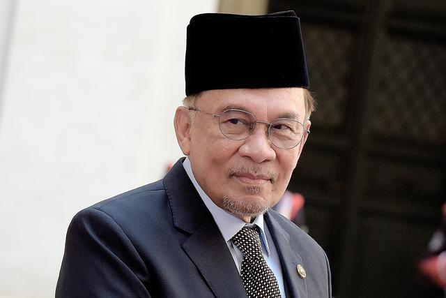 学者：高市早苗APEC再现外交名场面 文化碰撞引关注