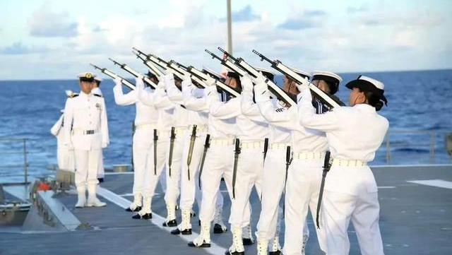 高市早苗内阁为何要提前实现军费目标 引发区域紧张