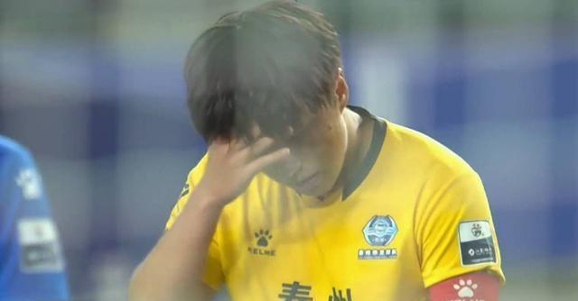 6万多人现场见证苏超冠军诞生 泰州力克南京挺进决赛