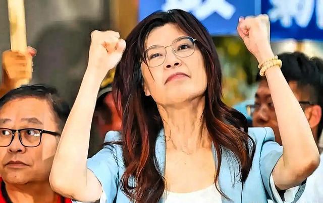 涉台学者:岛内民意正转向理性务实 两岸和平呼声渐高