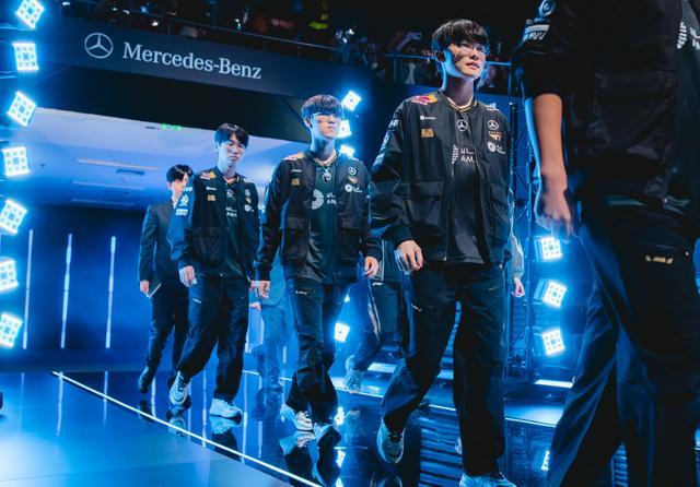 TES成为LPL仅存的希望，面对强大的对手T1，TES还能走得更远吗？ 中野博弈成关键