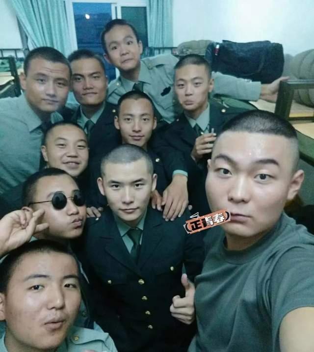 西藏军区雪地多课目训练 青春在风雪中绽放