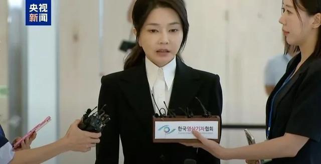 尹锡悦夫妇将首次同时出庭 宪政史首例