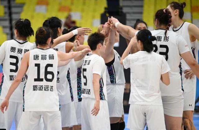 四川女篮“武装到牙齿”争冠 豪华阵容势不可挡