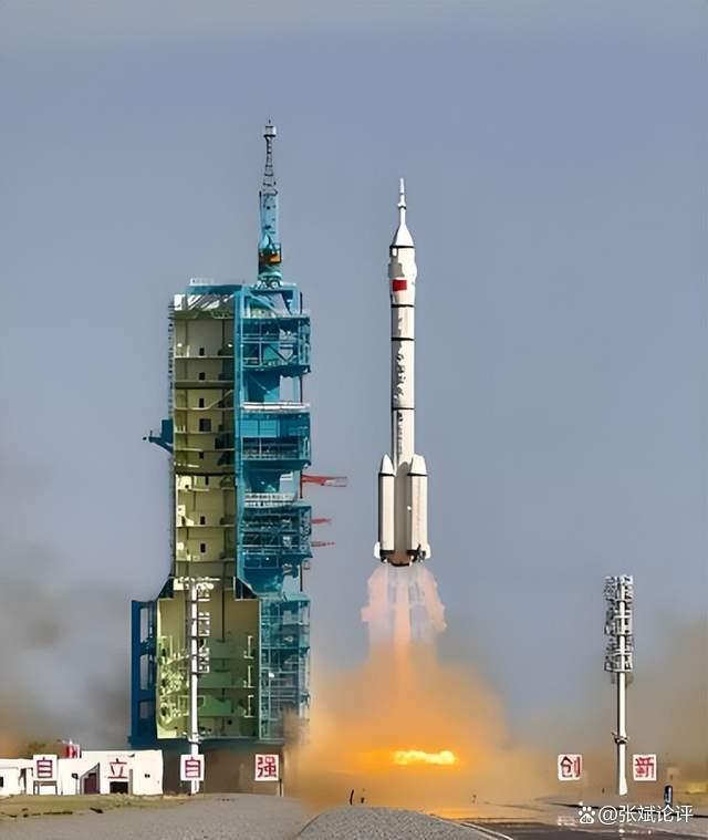 神22飞船择机发射 航天员安全引关注