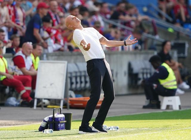 67岁前曼联老帅封神：28年后再进世界杯