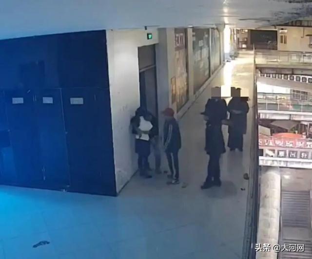 社区回应女子一分钟内跳楼两次被救 小两口吵架引发关注