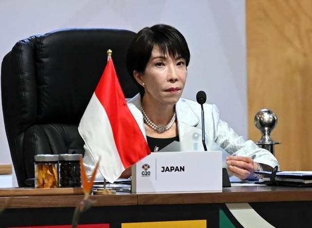 如何看待特朗普主动致电高市早苗盈透科技，美国要管管日本了？