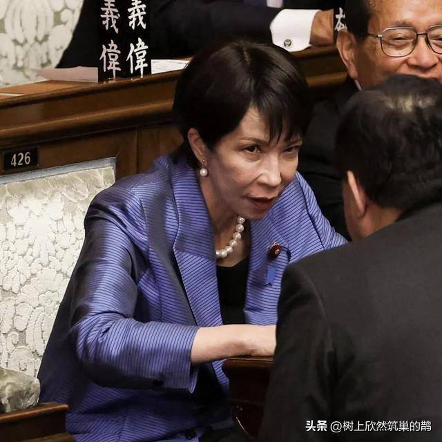 中国日报再发高市早苗讽刺漫画 揭示右翼图谋