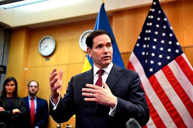 泽连斯基或月底赴美敲定协议 领土让步成焦点