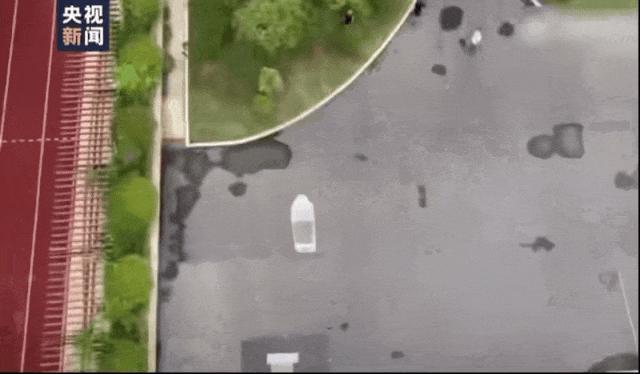 男子從6樓拋下30斤行李箱被刑拘 高空拋物危害大