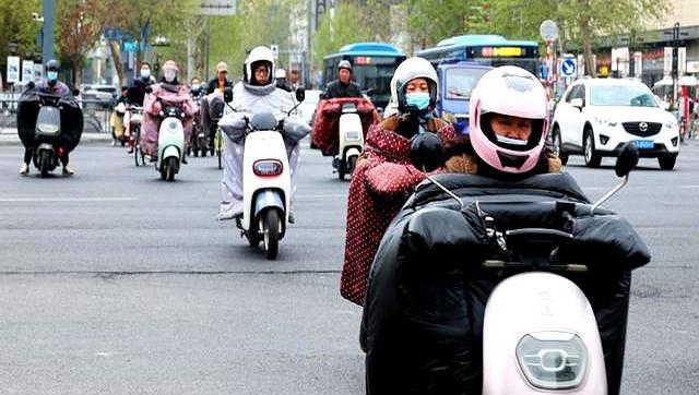 電動自行車為何一夜之間漲了千元 新規(guī)推動成本上升