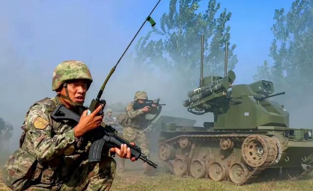 中美两军的训练重点有何不同 攻守之势异形