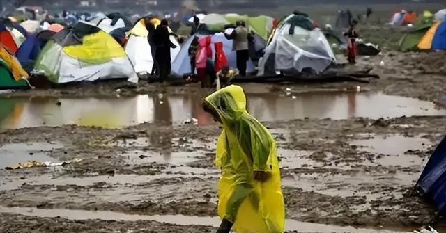 东南亚的这轮暴雨为何这么“凶”?三百年一遇的暴击