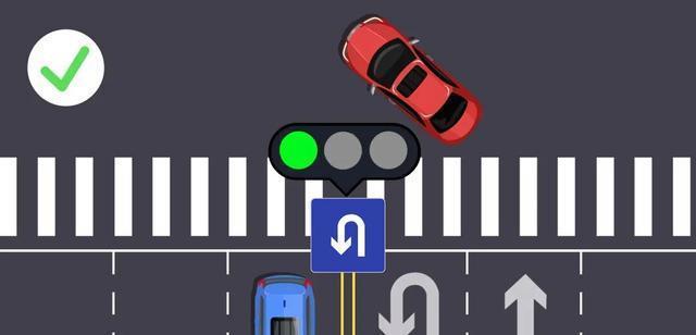 轿车违规掉头撞装甲车 规则与侥幸的较量