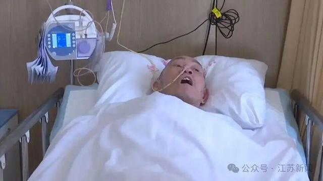 無名老人在醫(yī)院躺了7年半 等待歸家的呼喚