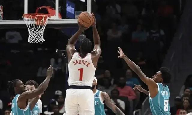 狂轰55分,爆砍61分!历史首人 哈登再现得分王风采