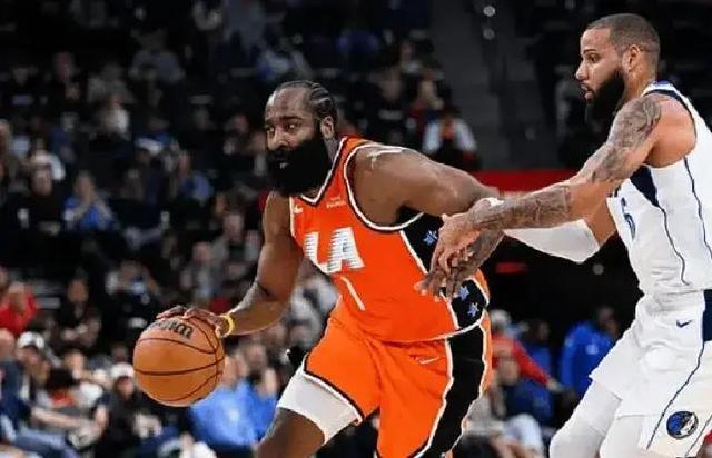 狂轰55分,爆砍61分!历史首人 哈登再现得分王风采