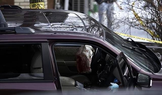 美被枪杀女子事发前曾出言挑衅特工 市长要求ICE“滚出”城市