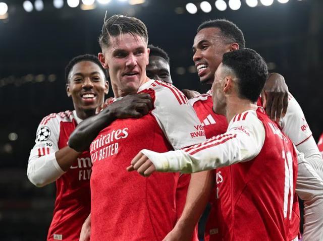 欧冠16强首队诞生！热苏斯双响，阿森纳3-1国米破魔咒造队史纪录 七连胜创辉煌