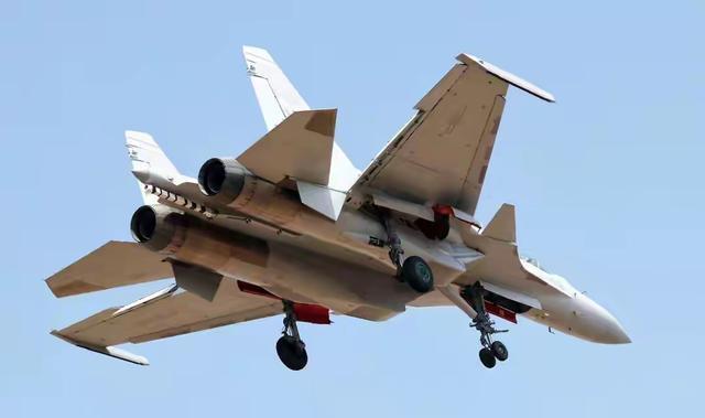 歼20A或具备指挥无人机作战能力 重塑空战规则(图2)