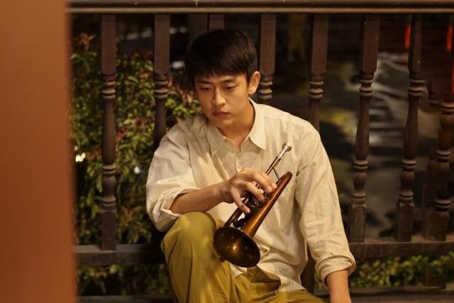 演员王天辰晒“跳板布景板” 十年磨一剑终上桌