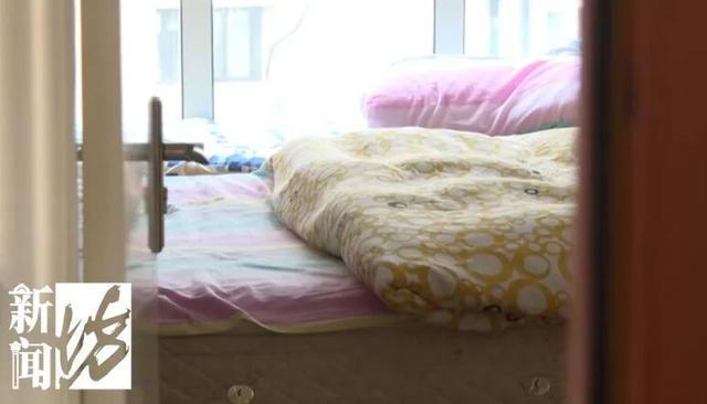 老人和53岁未婚女儿同患老年痴呆 生活无法自理引发关注