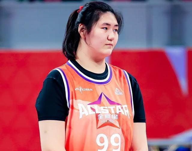 女姚明打爆女KD的背后 张子宇的进步被身高所掩盖 篮不住嘴