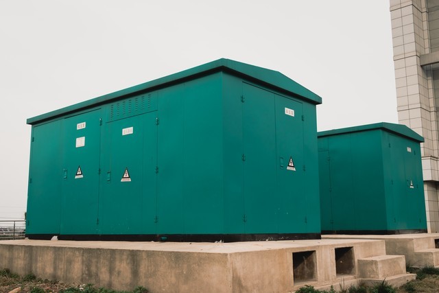 全球电力设备告急!中国工厂开足马力,订单排到2027年