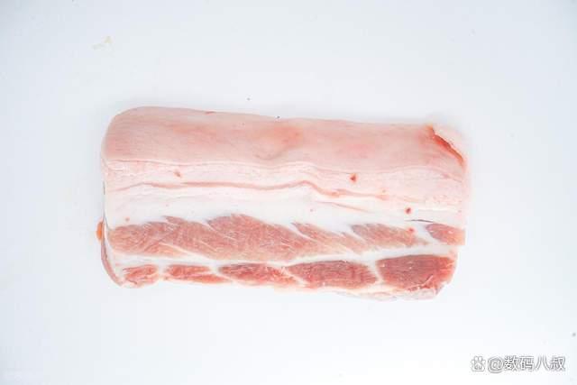 猪价大跌 养殖户迎来周期大考 行业陷入深度亏损