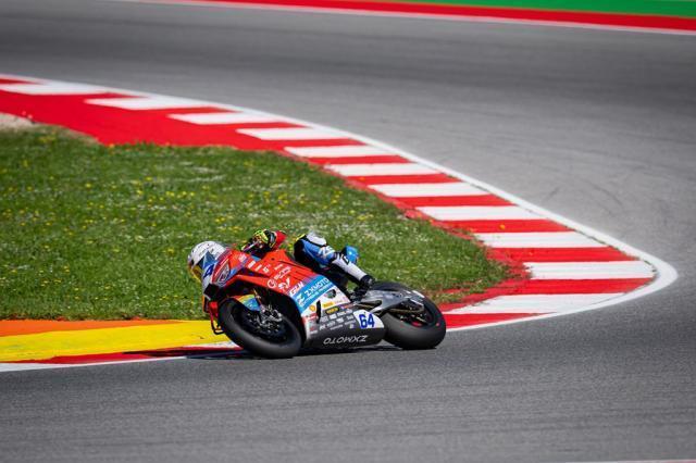 张雪回答为何不用中国车手：跑不快