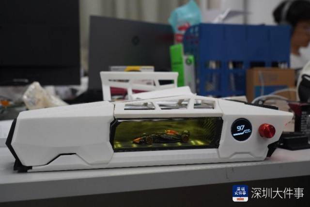 职校生宿舍创业日进万元 技术“小白”逆袭成功