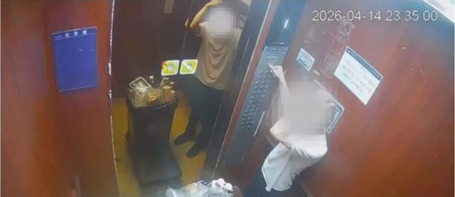 广州一小区电梯从15层坠至负2层 业主多次反映未解决