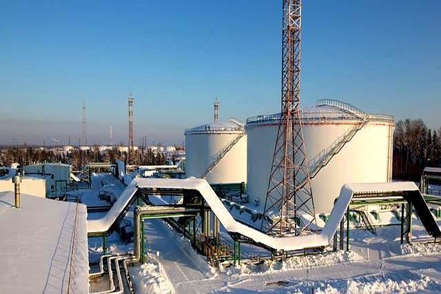 俄罗斯如何摆脱经济萎缩趋势 战时财政药方见底