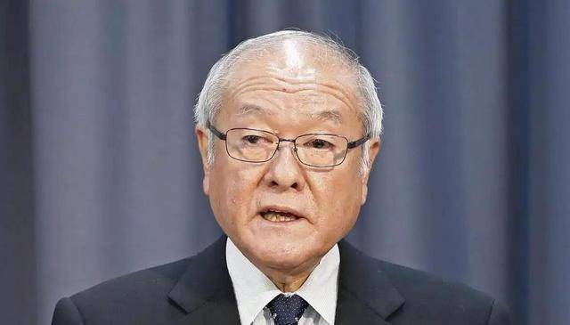 王牌坦克炸膛痛击自己人，高市无视连出阴招，悲剧或将继续上演