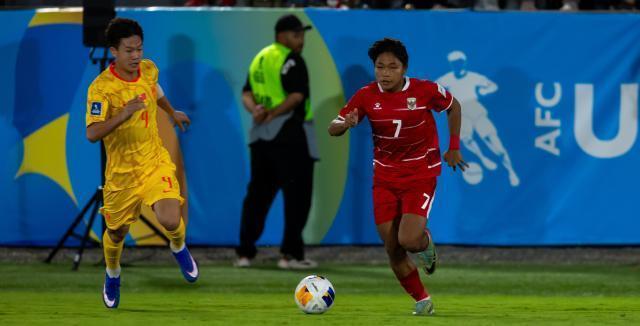 U17亚洲杯-国足VS印尼首发：万项、帅惟浩先发！邝兆镭 谢晋替补