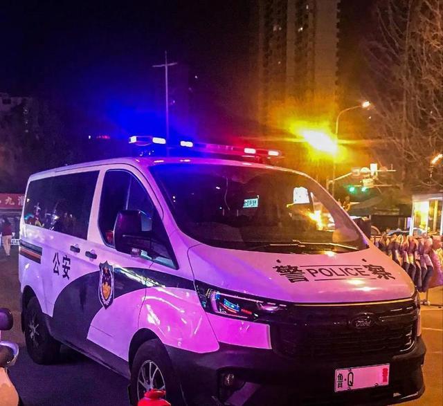 男子骚扰女童被打索赔被驳回 正当防卫获支持