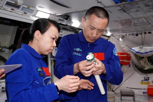 黎家盈是如何成為航天員的 首位香港飛天夢實現(xiàn)者