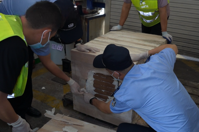 深圳破获特大跨国毒品走私系列案