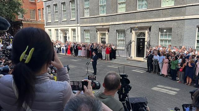 英国新首相首份承诺清单