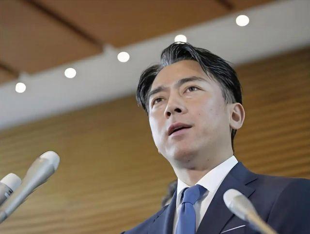 高市早苗遭遇执政重大危机 支持率跌破安全线