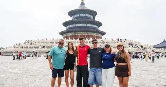世界杯冠军球星用苏州话打招呼 苏州开球之旅
