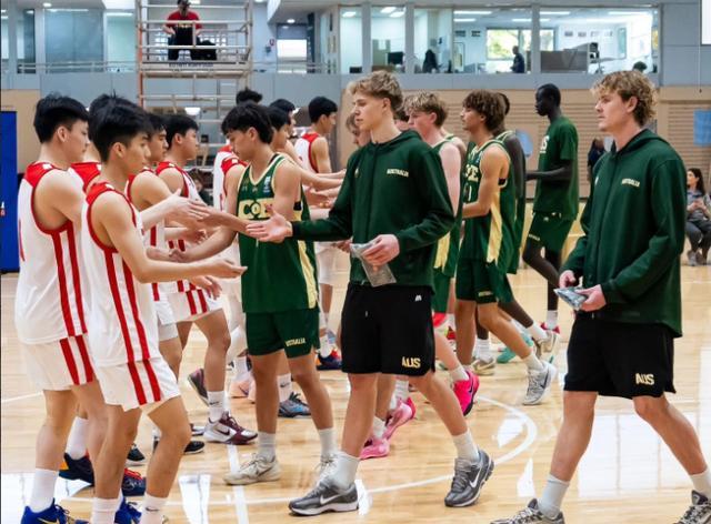 狂胜37分！中国U18男篮二番战复仇纽纳华丁闪电 单节只丢8分 主力回归显威力