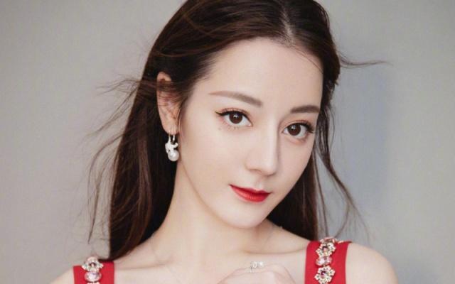 迪丽热巴王与嫣 新剧脚色激勉热议